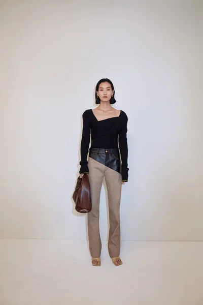 Look 29